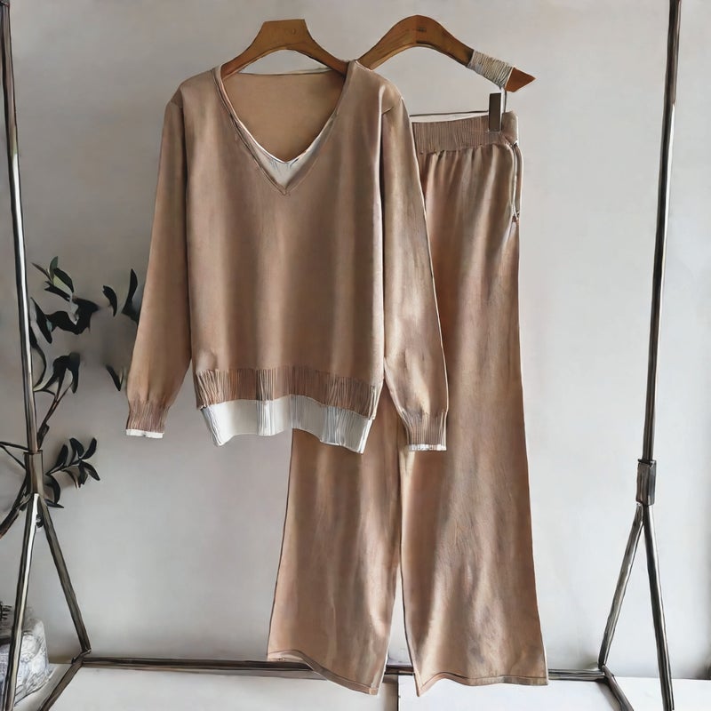 Retro V-Neck Knit Top with Loose Leg Pants Casual Two-Piece Set - Image 3
