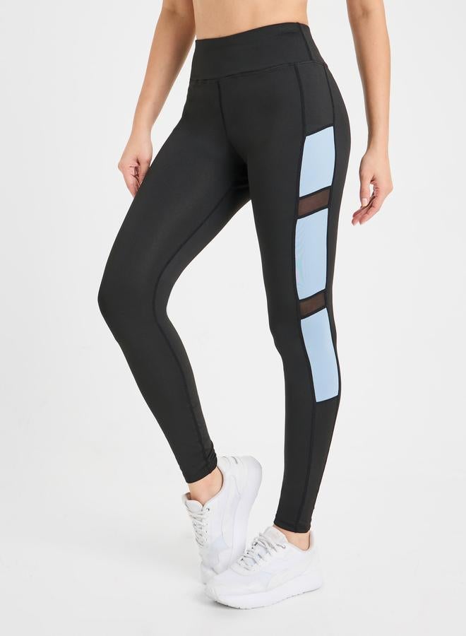 ستايلي اكتيف حزمة ستايلي 3 قطع - حمالة صدر رياضية وسروال ضيق بطبعة شعار - Image 5