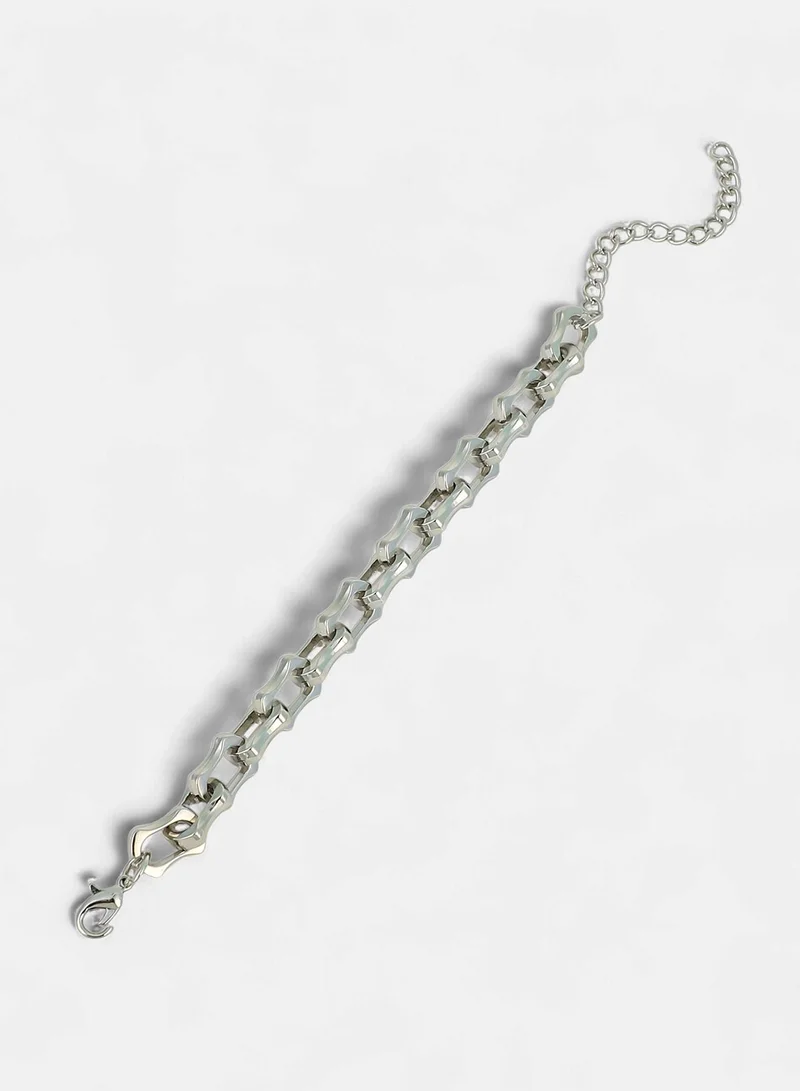 SOHI  Women The Bracket-Link Chain Bracelet | Chrome  Colour | One-Size | Metallic Alloy Material | Lobster Clasp Closure | Bracelet For Casual & Evening Wear for Women | Best Price UAE