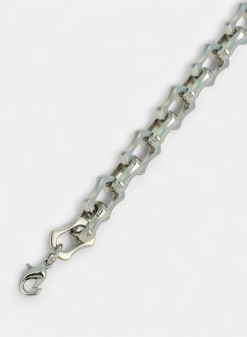 SOHI  Women The Bracket-Link Chain Bracelet | Chrome  Colour | One-Size | Metallic Alloy Material | Lobster Clasp Closure | Bracelet For Casual & Evening Wear for Women | Best Price UAE