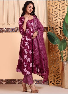 ISHIN Regular Fit Embellished Pattern Round Neck Neck Three-Quarter Sleeve Maroon Colour Knitted Cotton Kurta Set for Women with Mid-Rise Closure - Blending Tradition with Modern Style  - Image 5
