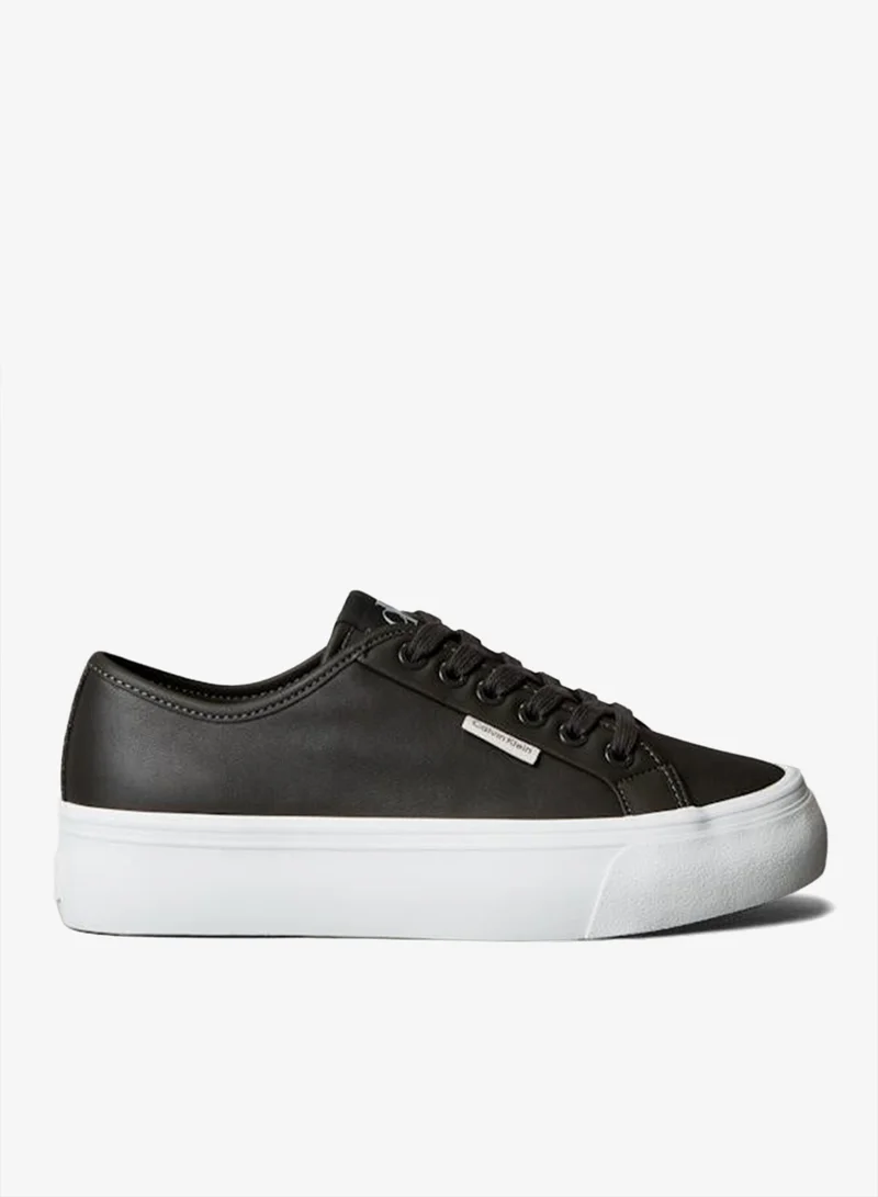 Casual Low Top Sneakers