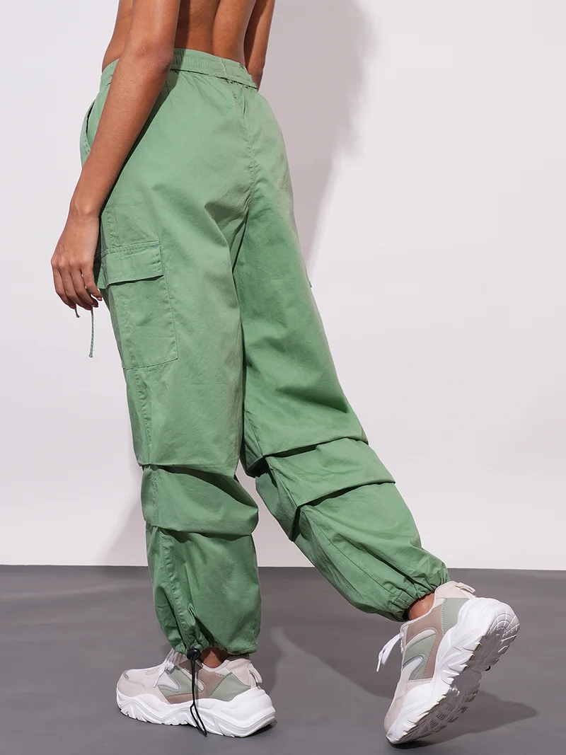 globus Women Loose Fit Mid-Rise Flat Front Cargo Trousers
