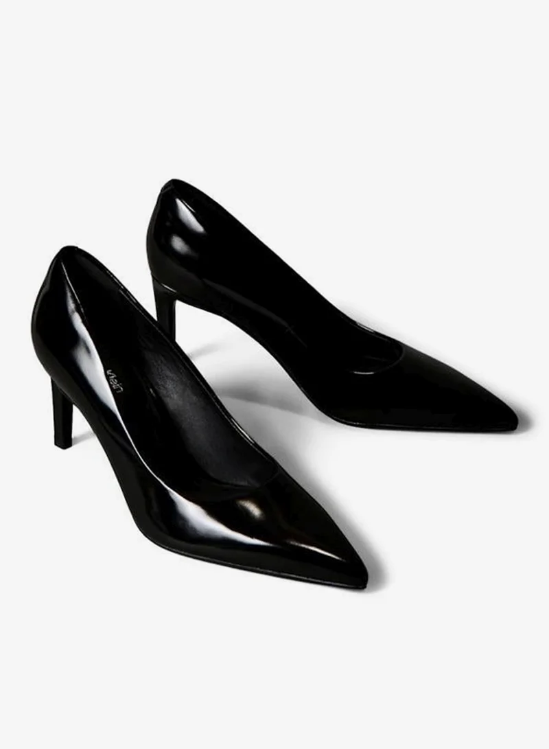 CALVIN KLEIN Leather Cushioned Stiletto Pumps