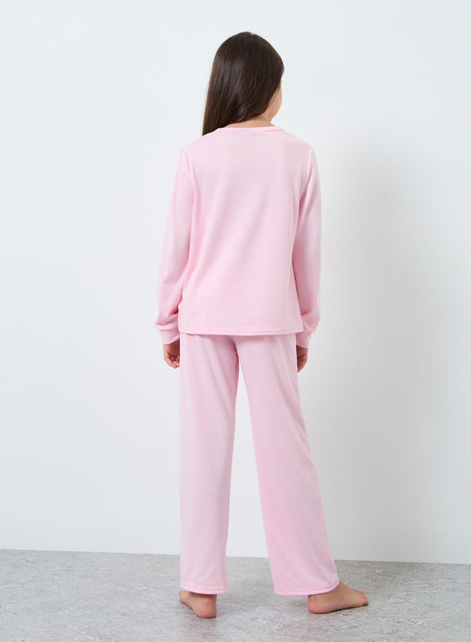 ستايلي طقم بيجاما من بلوزة بأكتاف منخفضة مع بنطال - Image 4