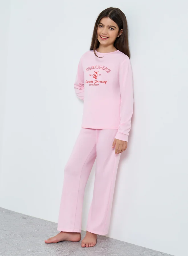 Styli Styli Graphic Print Dropped Shoulder Top and Pyjama Set