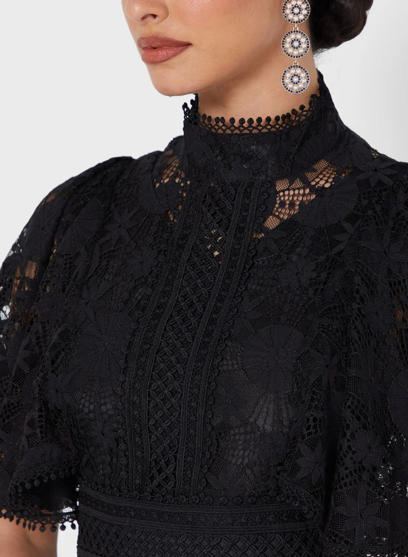 Khizana Angel Sleeve Lace Dress