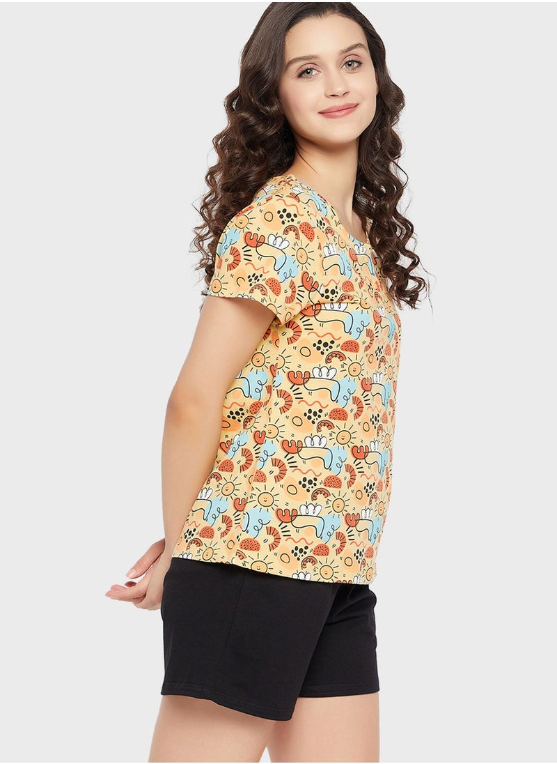 Clovia - Printed Top & Pyjama Shorts Set - Image 1