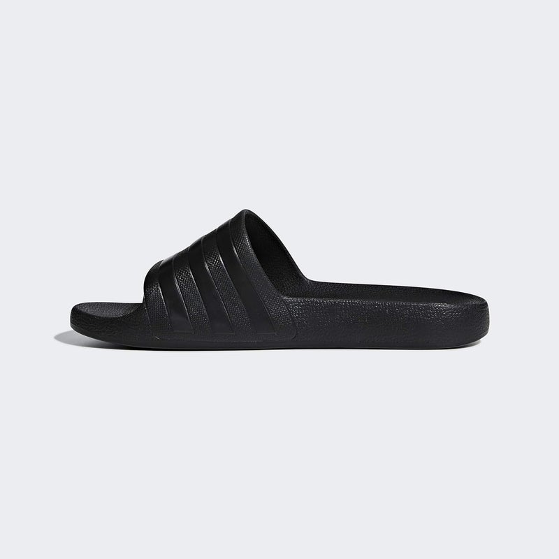 Adidas أديداس أديليت أكوا شوز للبالغين - أسود/أسود/أسود، مقاس 43 EU - Image 2