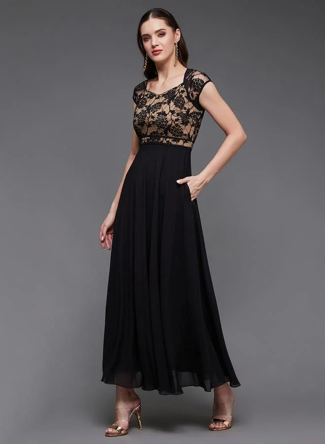 Styli Lace Bodice Maxi Dress