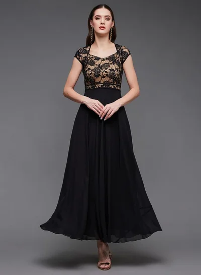 Styli Lace Bodice Maxi Dress