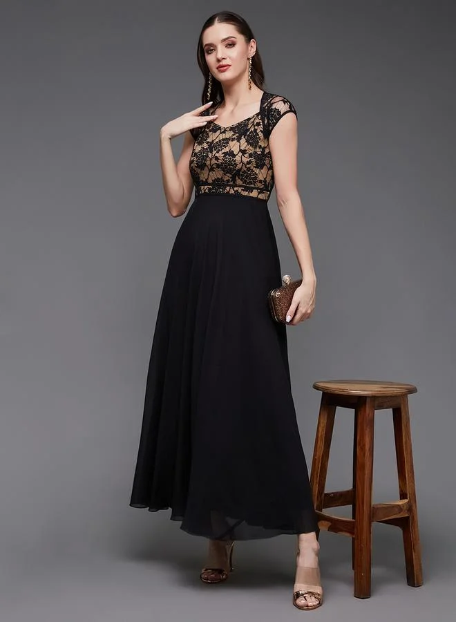 Styli Lace Bodice Maxi Dress