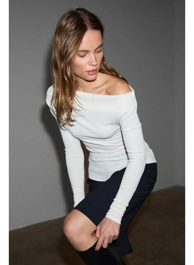 Grimelange OLIVIENN Women's Open-Shoulder Asymmetric Collared Long Sleeve Slim Fit Ecru Blouse.