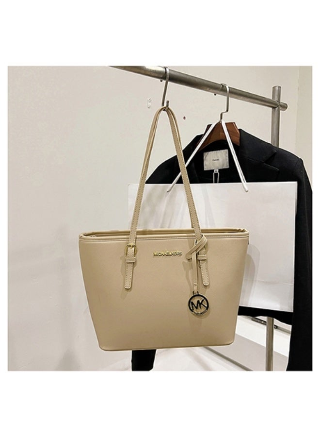 ام كي مايكل كورس حقائب الكتف النسائية ، حقائب اليد ، حقائب اليد ، الحقائب غير الرسمية