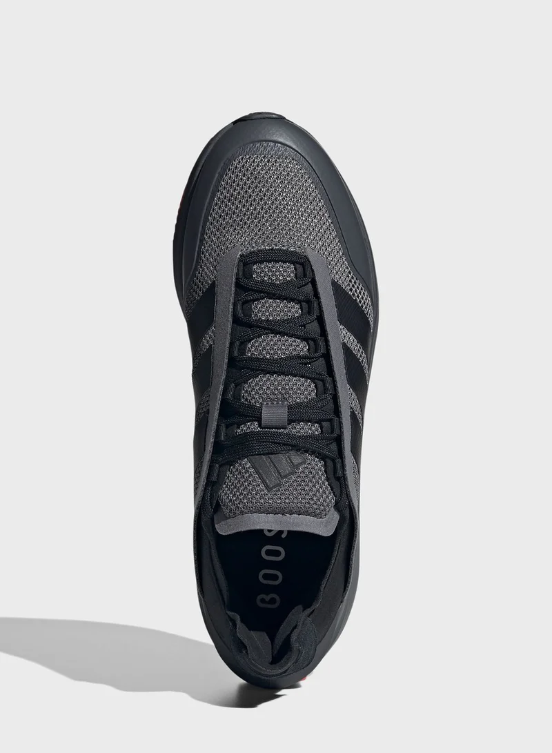 Adidas Avryn