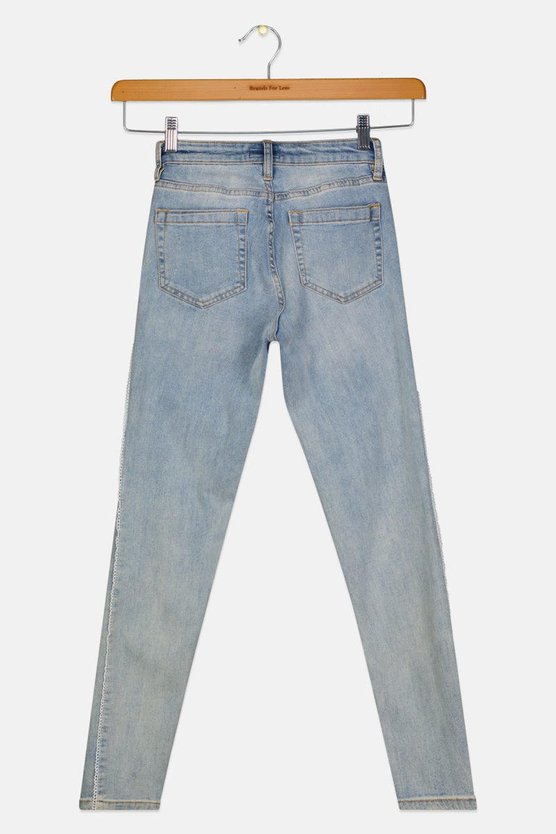 CeCe Women Skinny Fit Washed Stretchable Jeans, Light Blue - Image 3