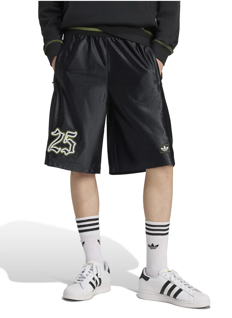 اديداس اوريجينالز Number Graphic Shorts
