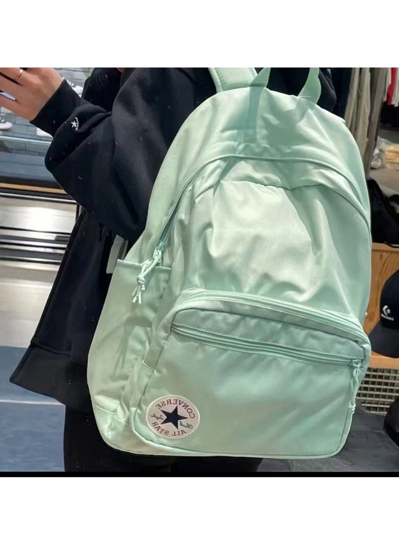 كونفرس حديث جديد عارضة بسيطة الطلاب الرياضية على ظهره ، حقيبة الظهر ، حقيبة خضراء . - Image 1