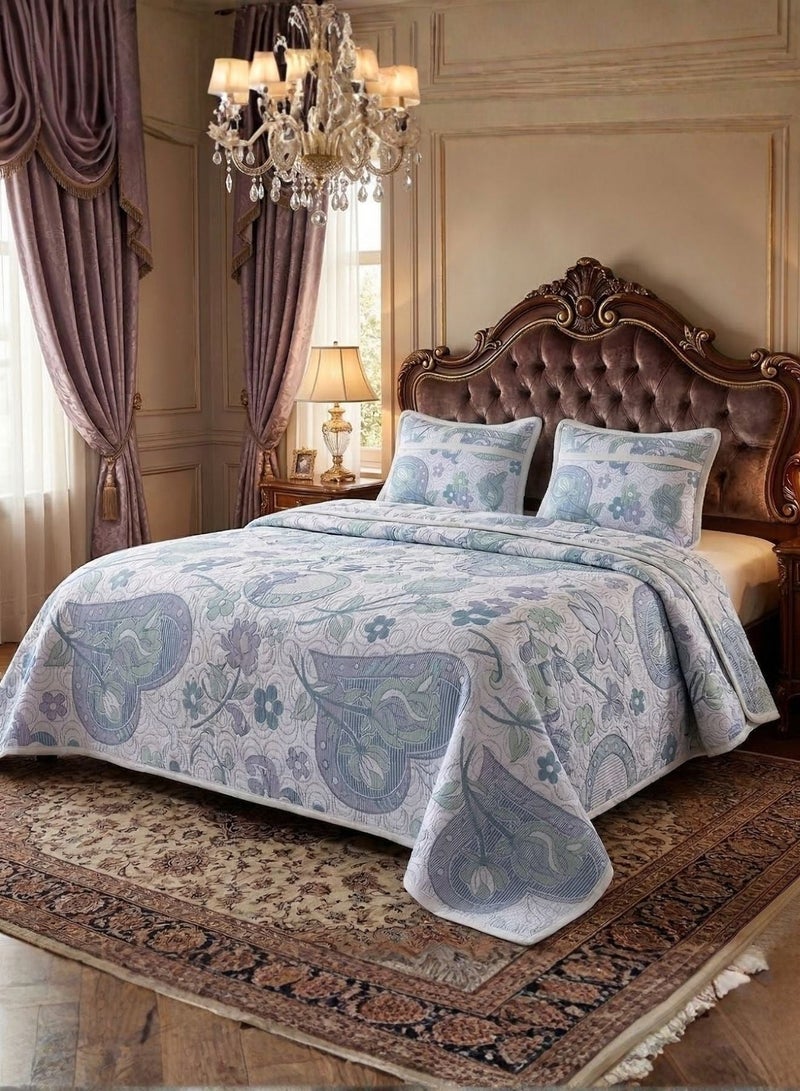Luxury  Bedspread Set, 3-Piece - Classical Floral Patterns with Meticulous Weaving - Size 240x260 cm - Image 1