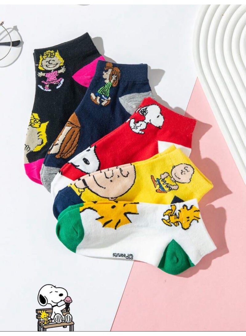 Snoopy 5 Pairs of Short Socks with Iconic Snoopy Cartoon Characters | Colorful and Trendy Socks with Soft, Long-Lasting Fabric | Fits a Wide Range of Sizes from 36-46 for Maximum Comfort | Fun and Stylish Design Suitable for Sneakers and Casual Shoes | Perfect for Everyday Wear with an Eye-Catching Look - Image 3