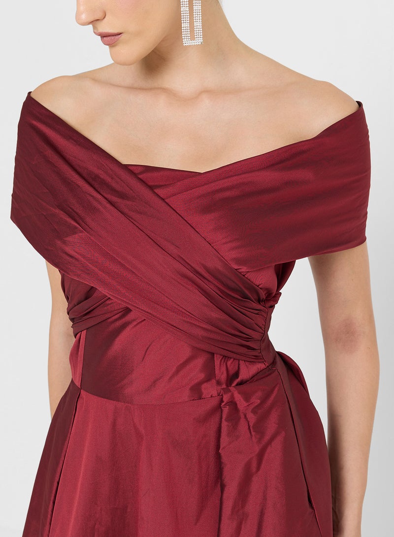 نمشي x فستان سهرة مكشوف الكتفين - Image 4