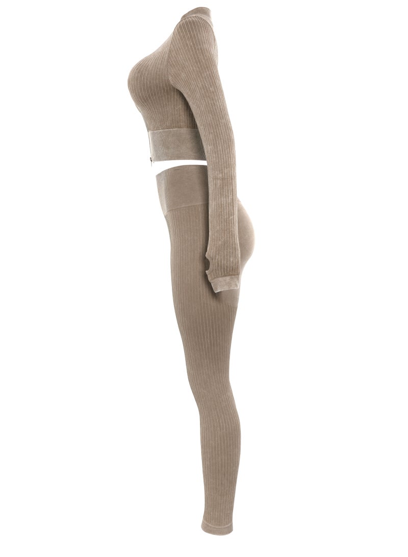 Modest Women's Full-Length Zip-Up Yoga Set – Long Sleeve & Pants, Stretchy and Slim-Fit Sportswear, Perfect for Yoga, Gym, and Outdoor Workouts  - Image 3