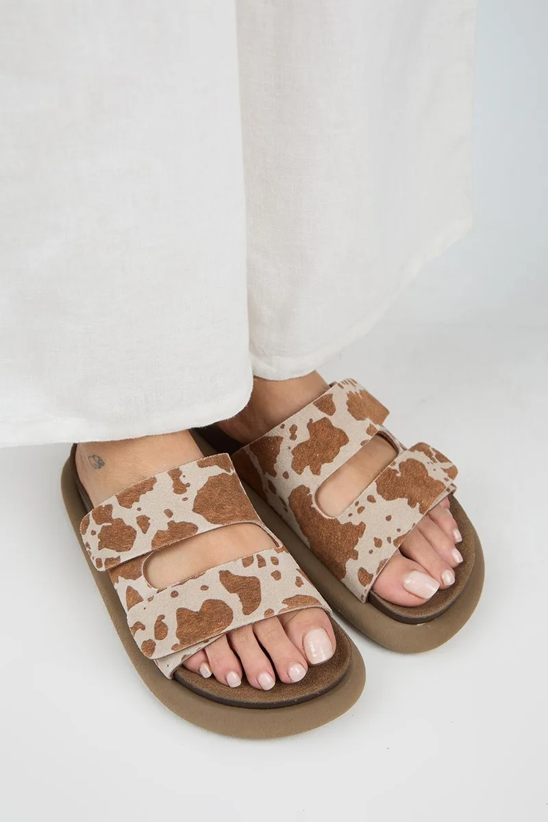 Manijero Manijero Nagual Lillo Women's Genuine Leather Double Velcro Tan Spotted Slippers