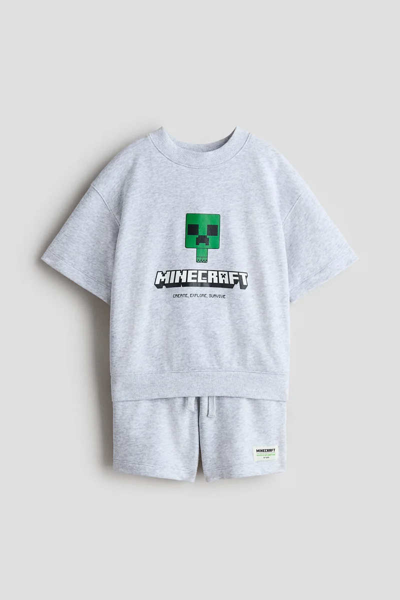 اتش اند ام طقم سويت شيرت مزين بطبعة - عبوة من قطعتين