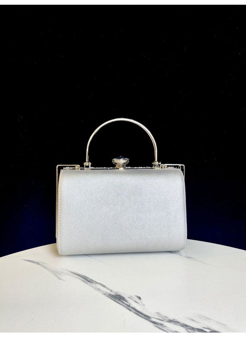Mark Fairwhale New Fashionable Handbag For Dinner Parties  - Image 3