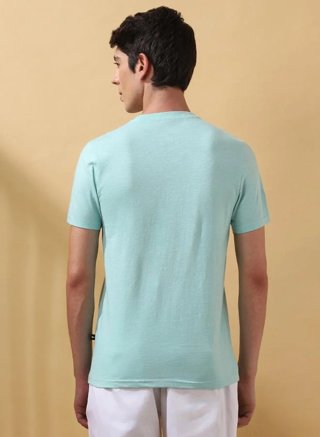Dennis Lingo Men's Eggshell Blue 100% Cotton Solid Pattern Regular Fit T-Shirt