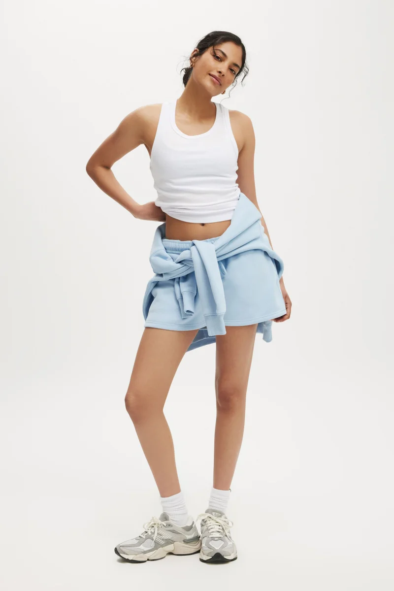 بودي شورت رياضي أساسي قطيفة