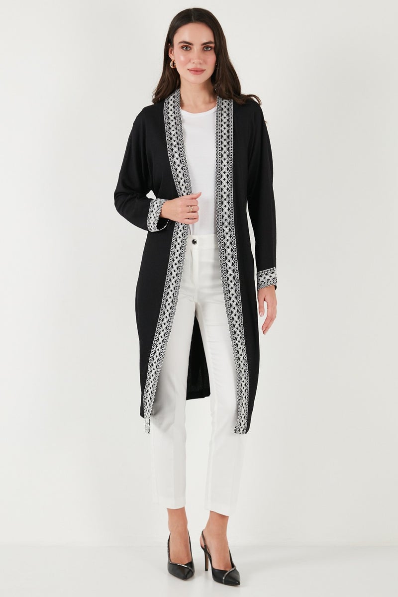Lela Modest Regular Fit Tied Embroidered Hijab Long Kimono Cardigan Women's Cardigan 5866173 - Image 2