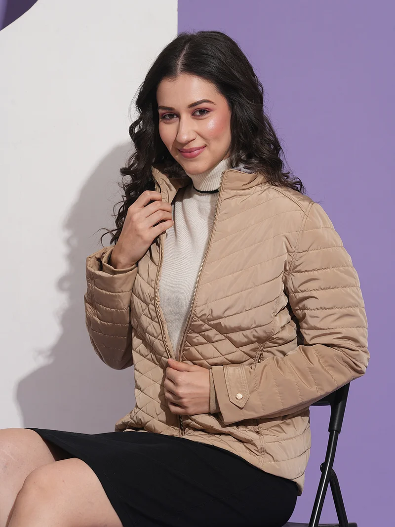 جلو باص Women Mock Neck Front Pockets Winter Wear Insulator Puffer Jacket