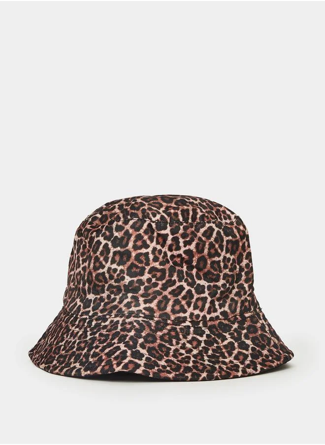 Styli Leopard Print Bucket Hat