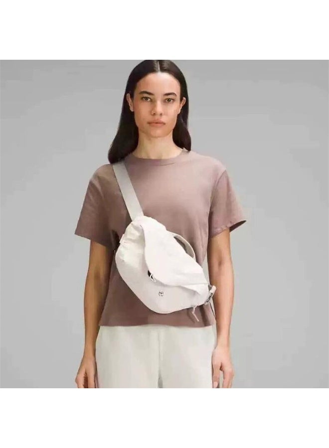 lululemon Curved 3L Magnetic Closure Crossbody Bag, Unisex Sport Casual Waist Pack for Fitness & Cycling - Image 2