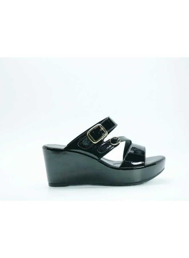 092-3115 Michelle Morgan Women's Patent Crossover Straps Wedge Heel Sandals 514RJ336 Black