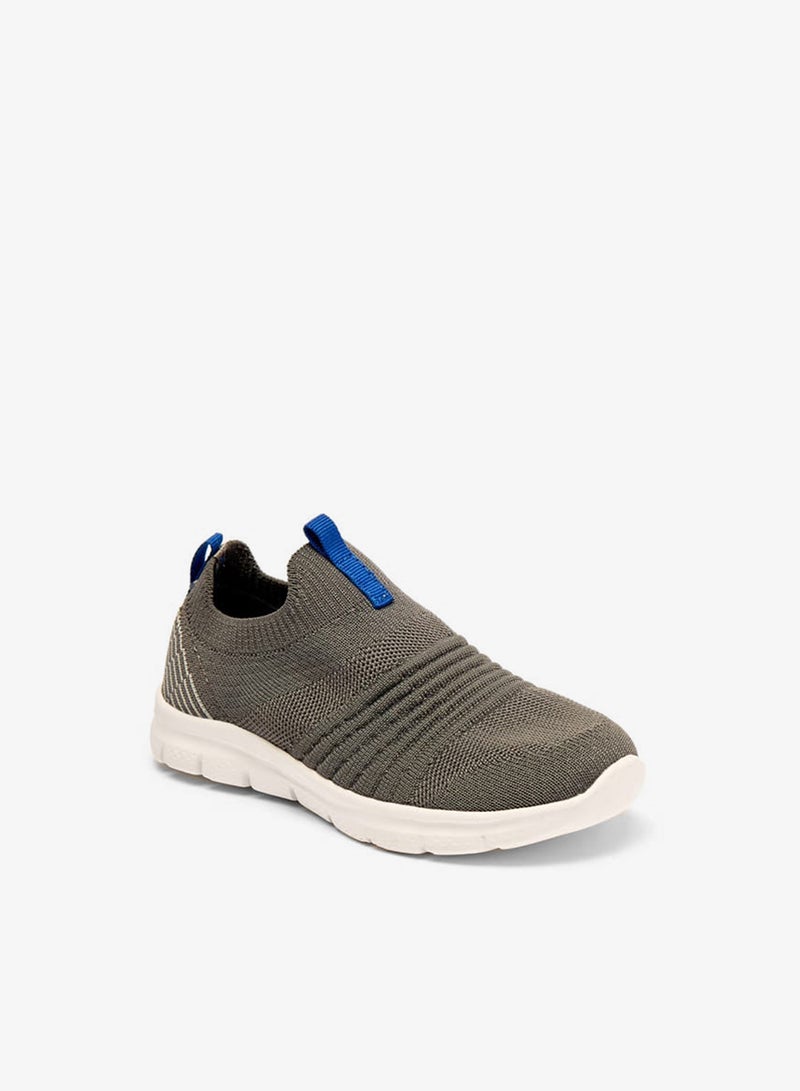 Dash Boys Textured Slip-On Lightweight Sports Shoes - Image 3