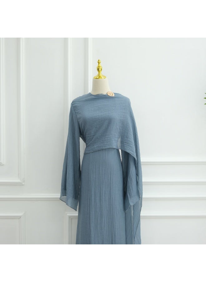 Women Solid Crinkle Layered Abaya Set Flared Sleeve Cape Maxi Dress With Brooch - Image 4