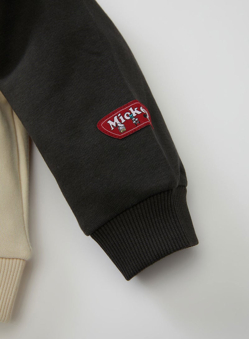 DeFacto Disney Mickey & Minnie Crew Neck Sweatshirt  - Image 4