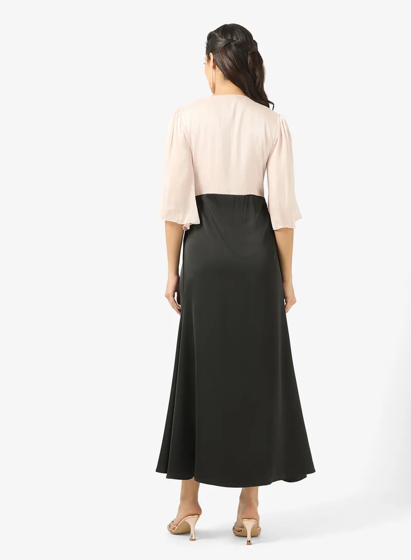 Khizana Dress With Flouncy Sleeves