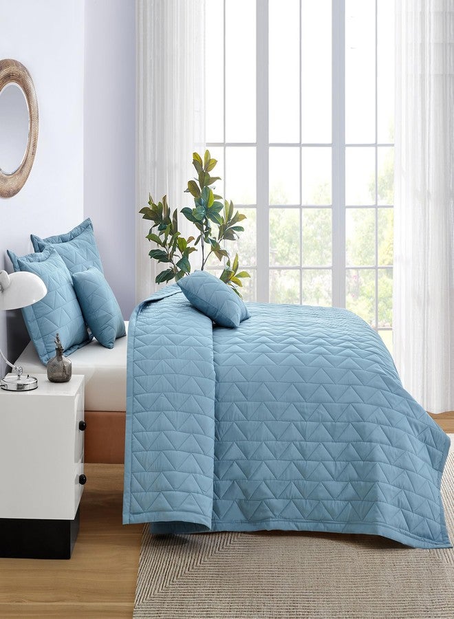 Blythease غطاء سرير ملكي كبير بلايثيس 128x120 عريض جداً، مظهر حديث ومعاصر، غطاء سرير خفيف الوزن، قابل للعكس، مجموعة مكونة من 5 قطع، أزرق آشلي - Image 4