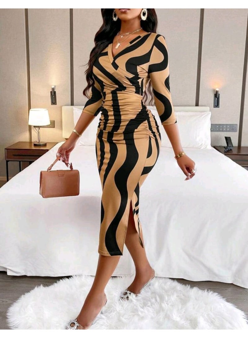 SHEIN Women's Fashionable Wave Prints Crisscross Wrap Three-Quarter Sleeves V-Neck Ruched Bodycon Dress - Image 5