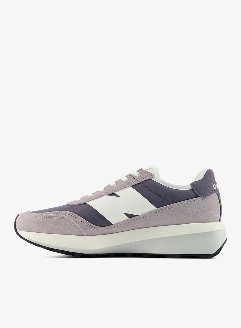 New Balance 370 Sneakers