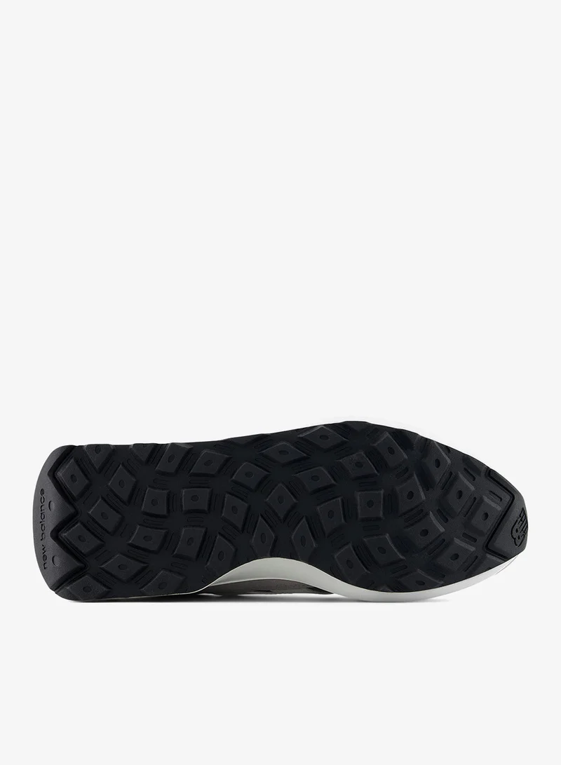 New Balance 370 Sneakers