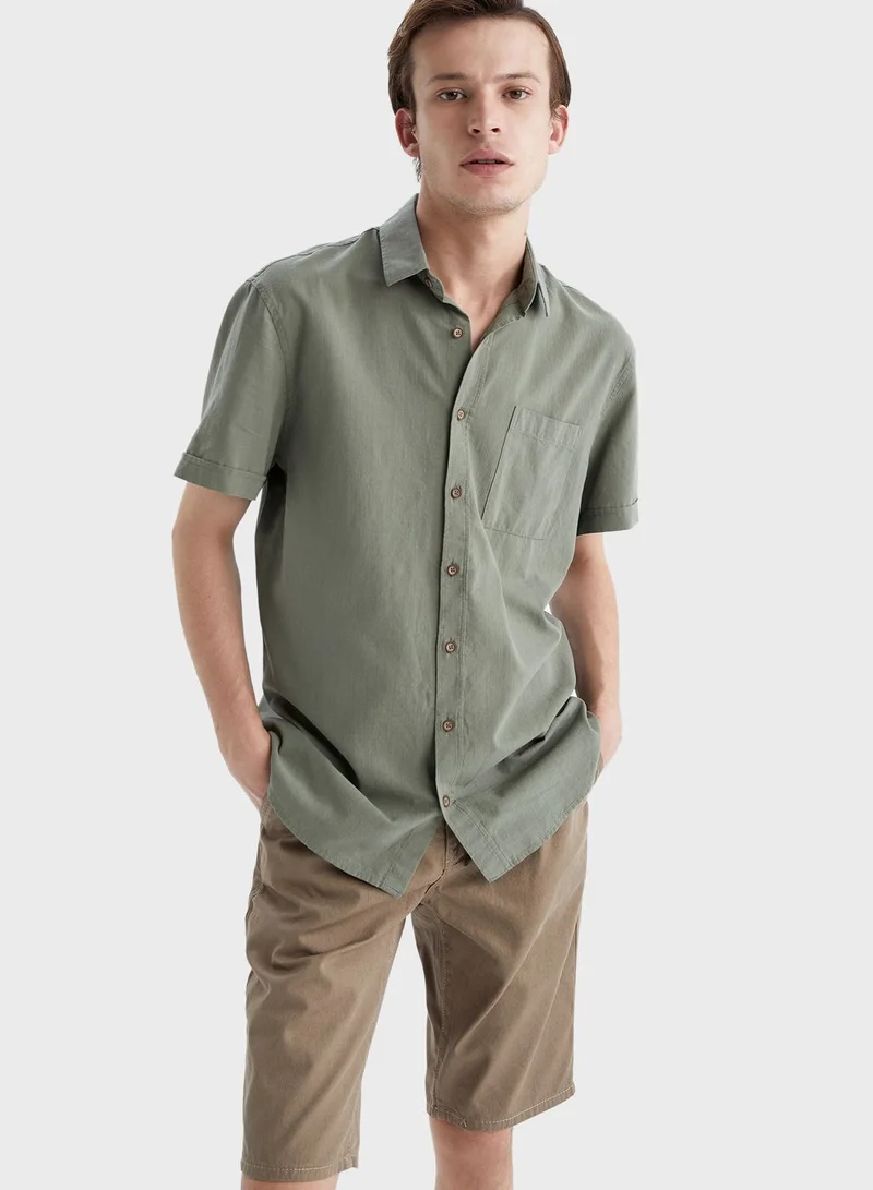 DeFacto Pocket Detail Slim Fit Shirt