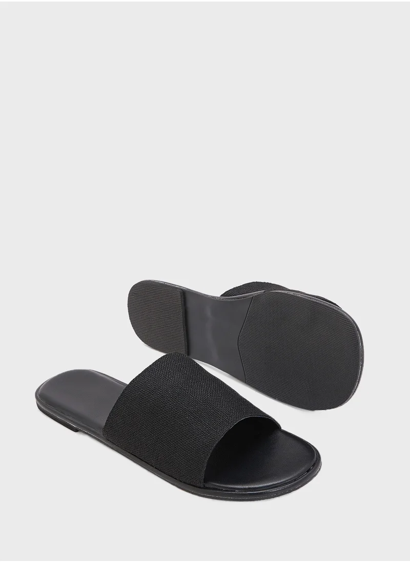 جينجر Casual Slide