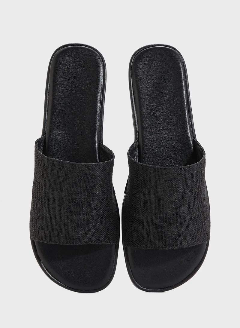 Ginger Casual Slide