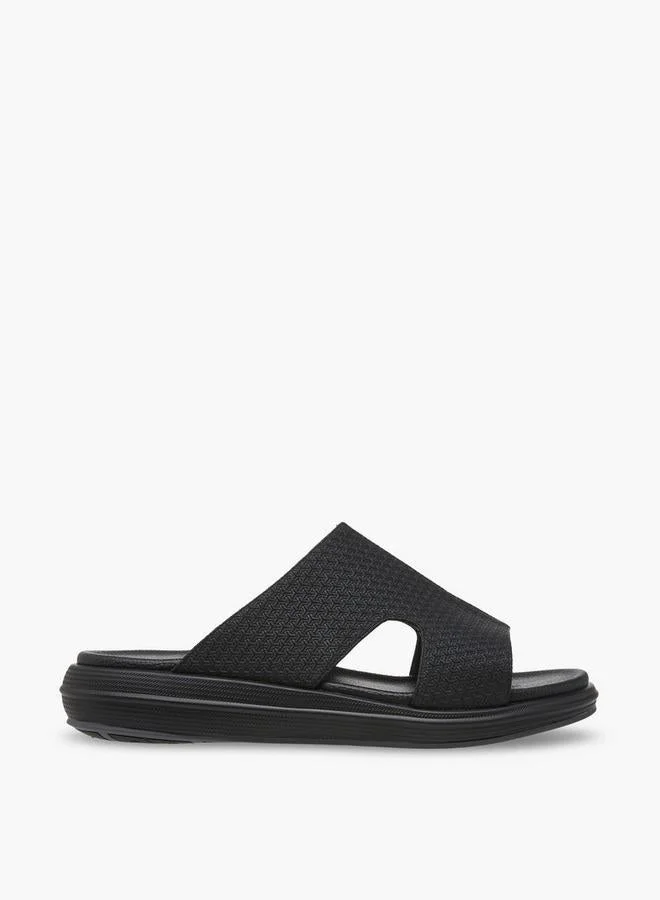لو كونفورت Men Textured Slip-On Comfort Sandals