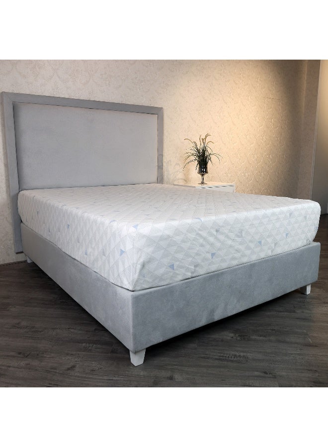 Home Box ملاءة قطنية مطبوعة بكسل بحجم كينج 260 × 240 سم - Image 2