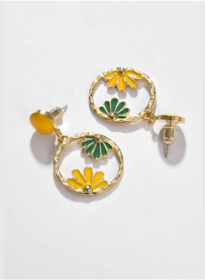 SOHI Gold Plated Designer Drop Earring